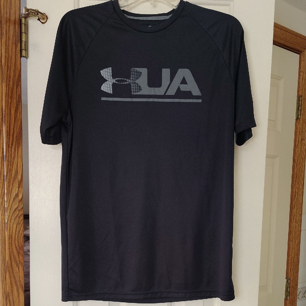 Under Armour Men's Dark Gray Short Sleeve Tee